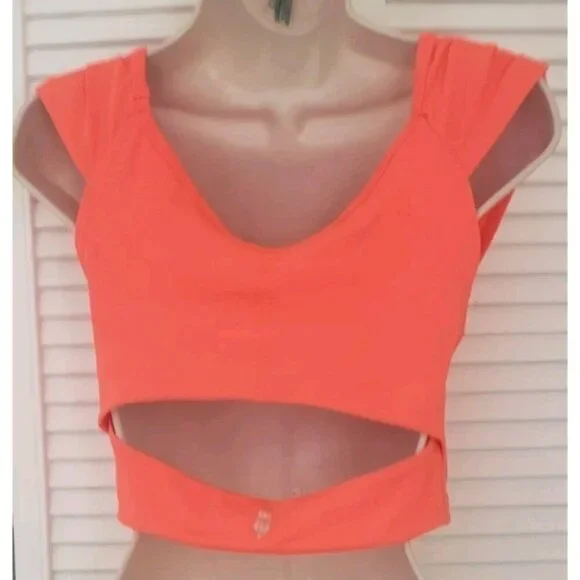 NEW FREE PEOPLE MOVEMENT BREATHE DEEPER CROP TANK BLOOD ORANGE MEDIUM - Picture 5 of 9